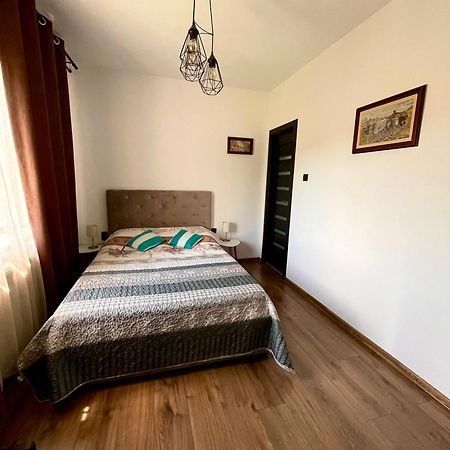Holiday Home Esku Orşova Εξωτερικό φωτογραφία