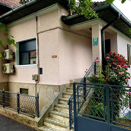 Holiday Home Esku Orşova Εξωτερικό φωτογραφία