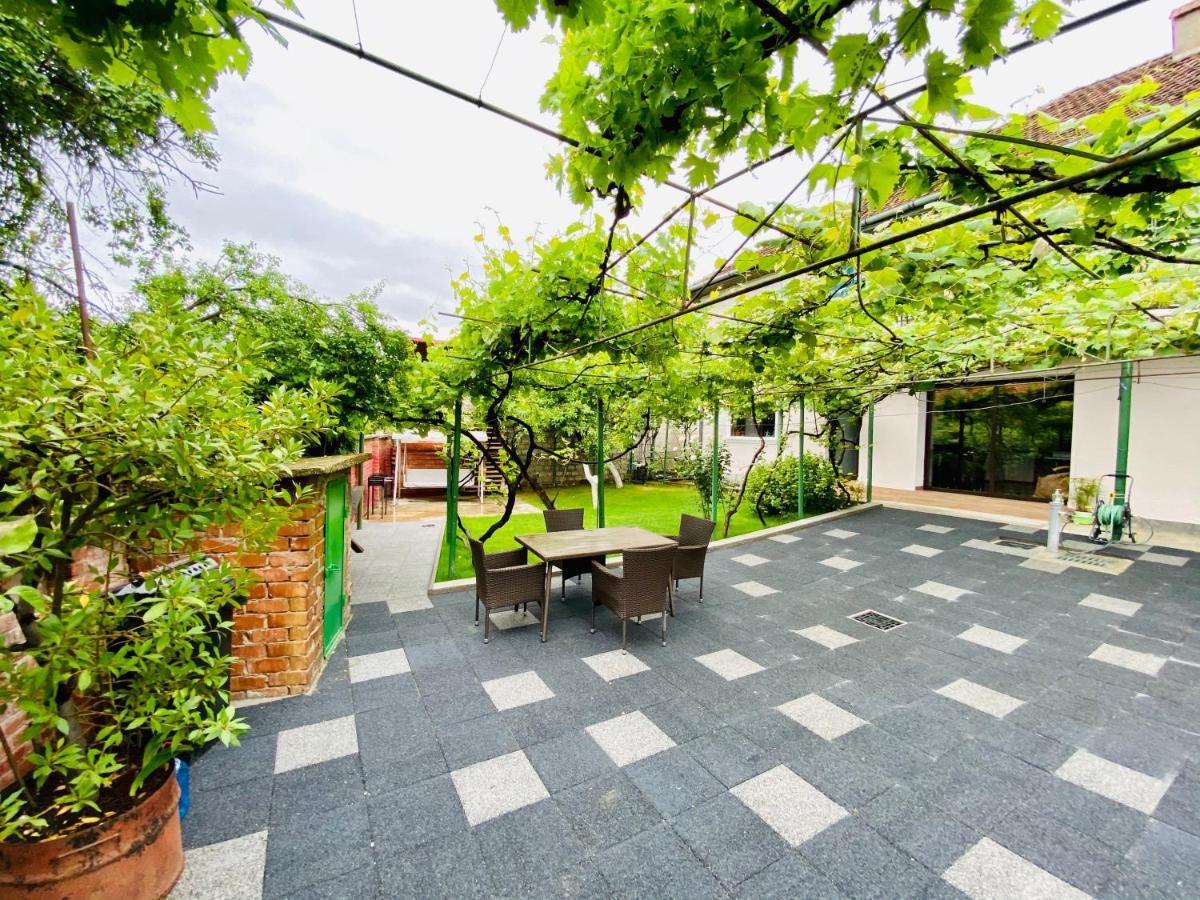 Holiday Home Esku Orşova Εξωτερικό φωτογραφία