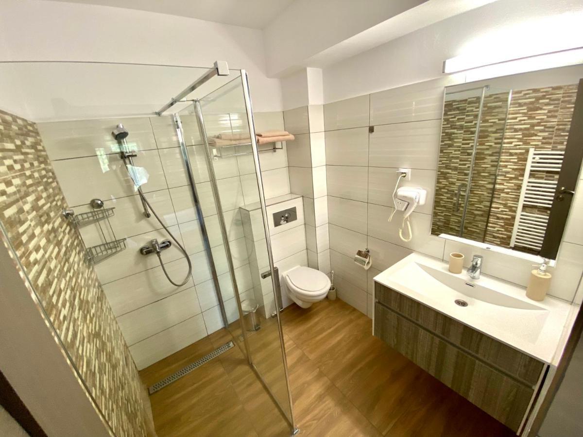 Holiday Home Esku Orşova Εξωτερικό φωτογραφία