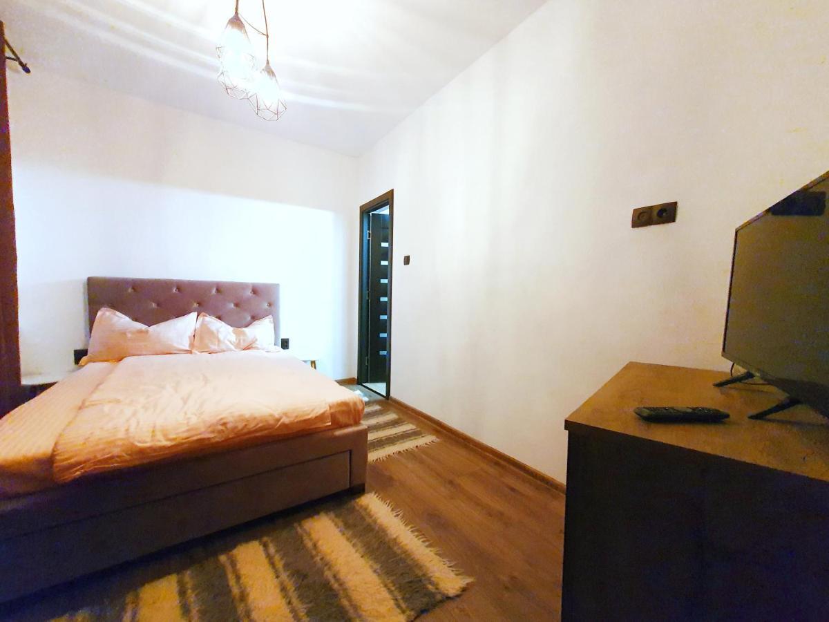 Holiday Home Esku Orşova Εξωτερικό φωτογραφία