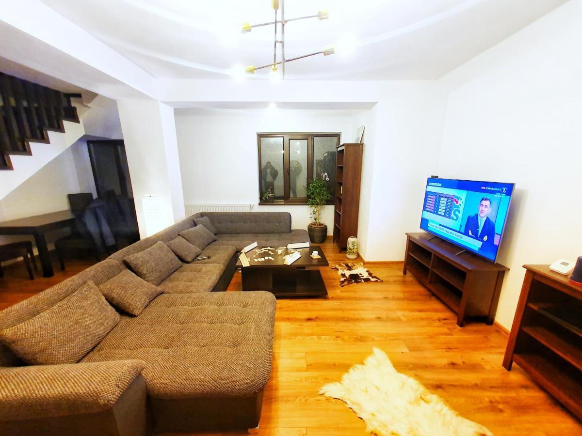 Holiday Home Esku Orşova Εξωτερικό φωτογραφία